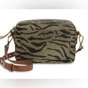 Madewell Transport Camera Bag Tiger
Stripe Genuine Calf Hair
